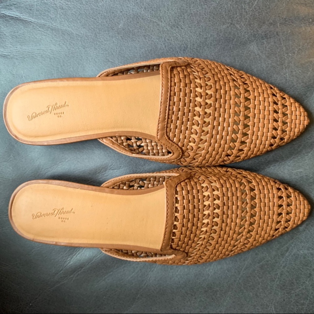 Universal Thread mules